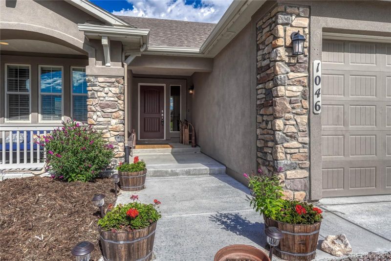 1046 Rambling Oak Dr, Monument, CO 80132