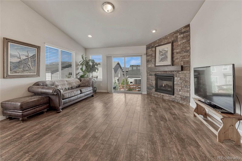 1046 Rambling Oak Dr, Monument, CO 80132