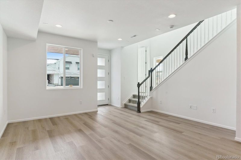 8683 Snake River St, Littleton, CO 80125