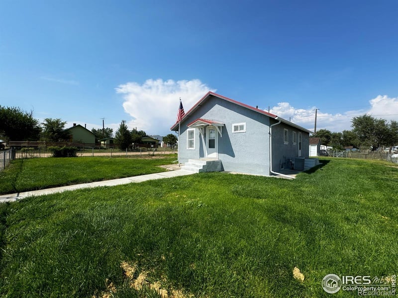 29335 4th St, Snyder, CO 80750