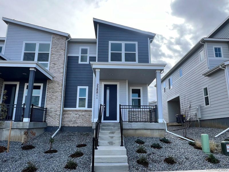 22881 E Stanford Ln #A, Aurora, CO 80015