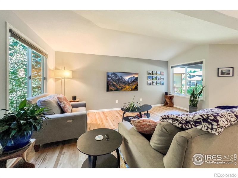 2233 Barn Swallow Dr, Longmont, CO 80504