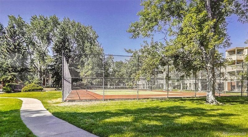 1300 S Parker Rd #399C, Denver, CO 80231