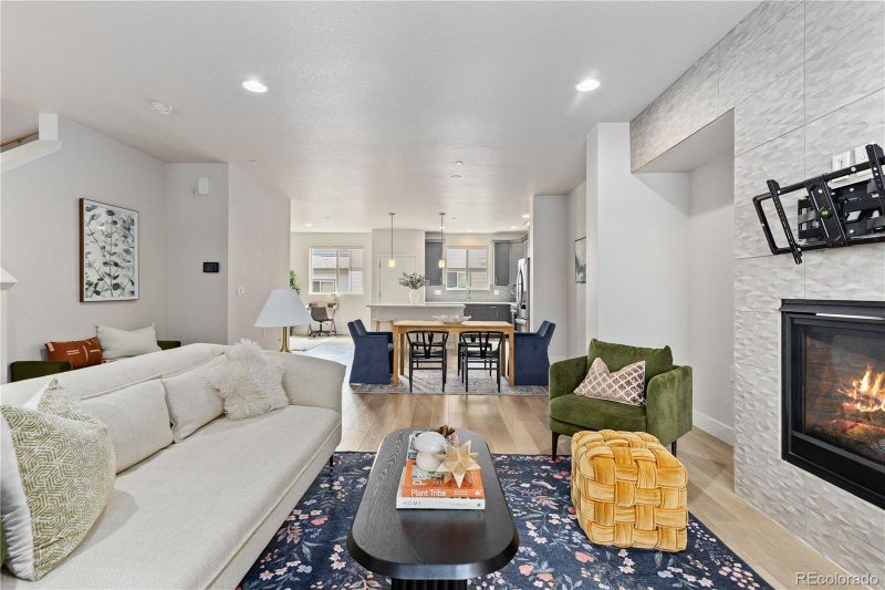 1071 Leonard Ln, Louisville, CO 80027