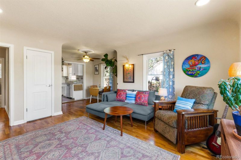 214 S Hancock Ave, Colorado Springs, CO 80903