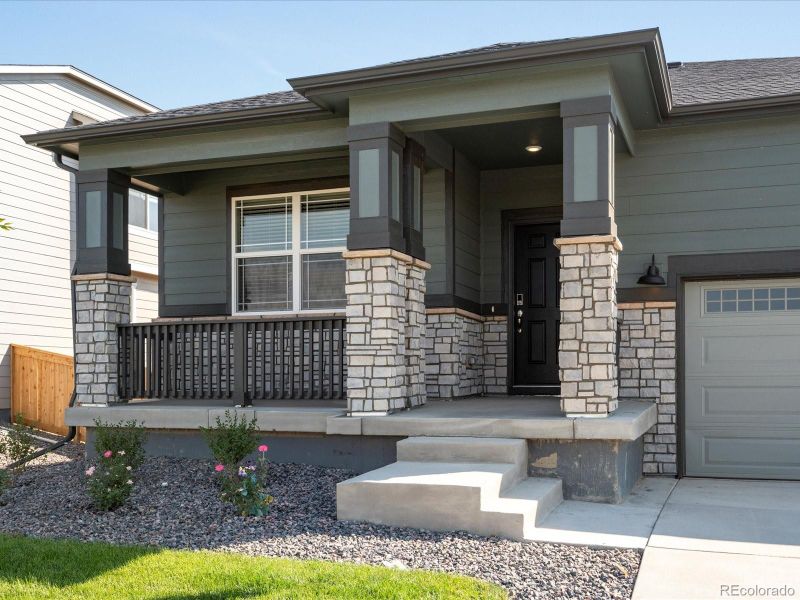 9154 Pitkin St, Commerce City, CO 80022