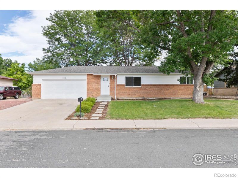 1110 Jennifer Dr, Loveland, CO 80537