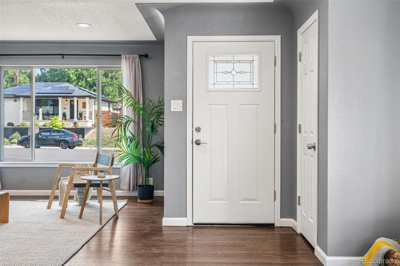 3615 Ivanhoe St, Denver, CO 80207
