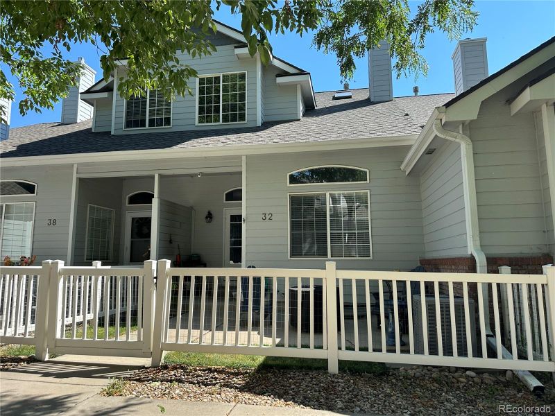 32 Victoria Dr, Johnstown, CO 80534