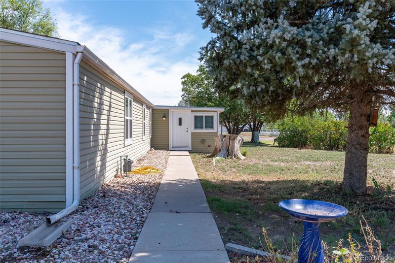 312 Lilac Dr, Lochbuie, CO 80603