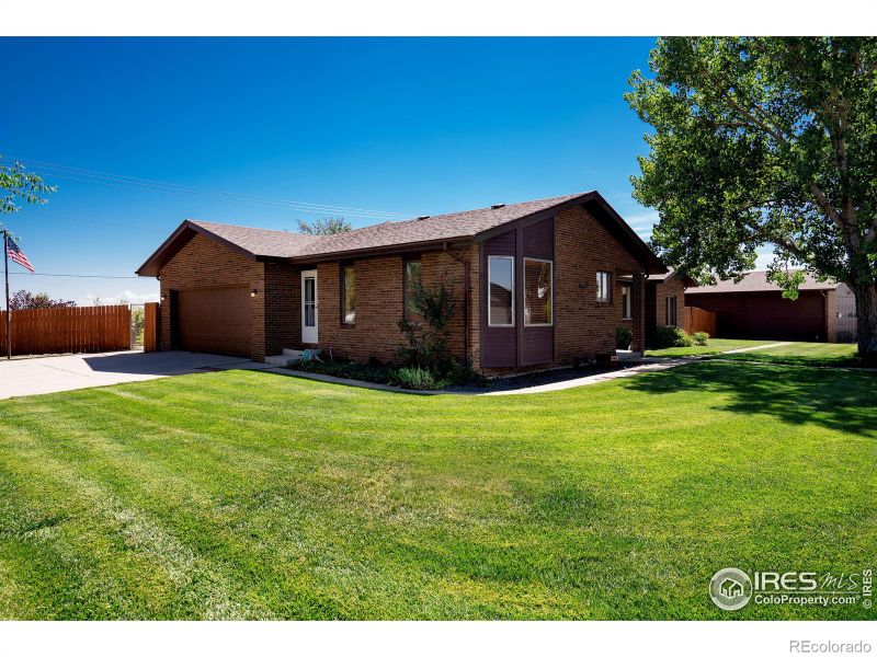 370 N Cedar St, Keenesburg, CO 80643