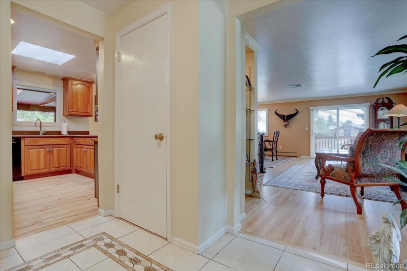 2044 Crestvue Cir, Golden, CO 80401