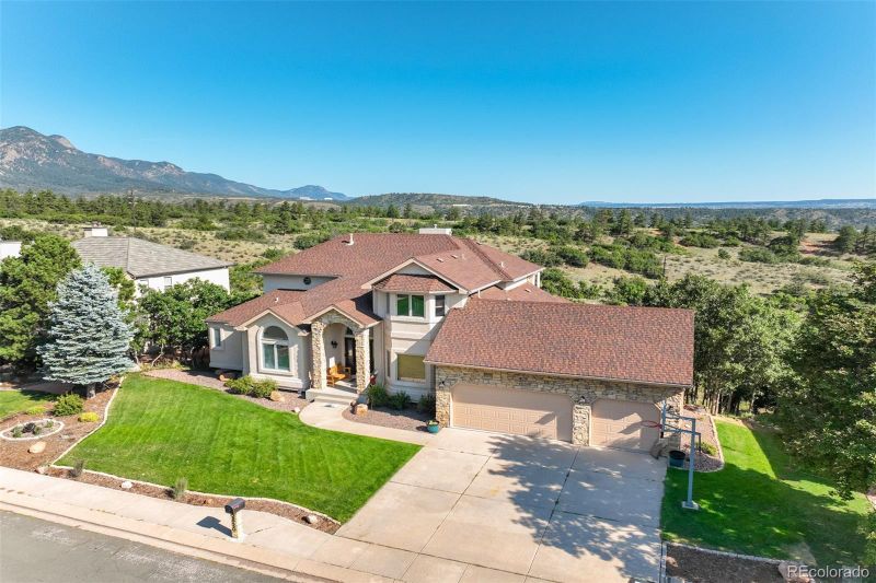 2520 Kinderhook Ln, Colorado Springs, CO 80919