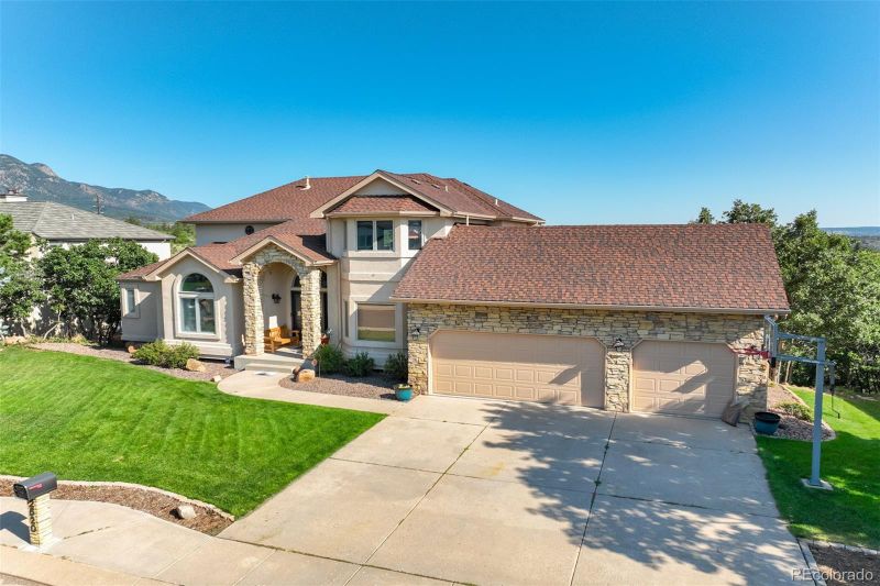 2520 Kinderhook Ln, Colorado Springs, CO 80919