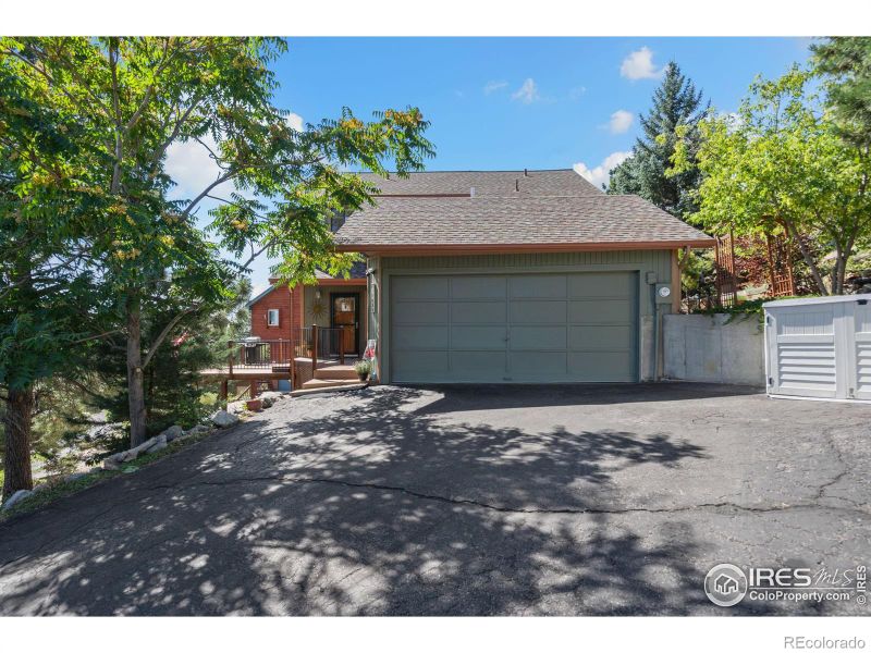 1605 Cliff Side Dr, Loveland, CO 80538