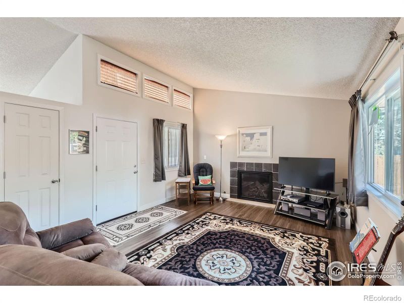 830 Holmes Pl, Berthoud, CO 80513