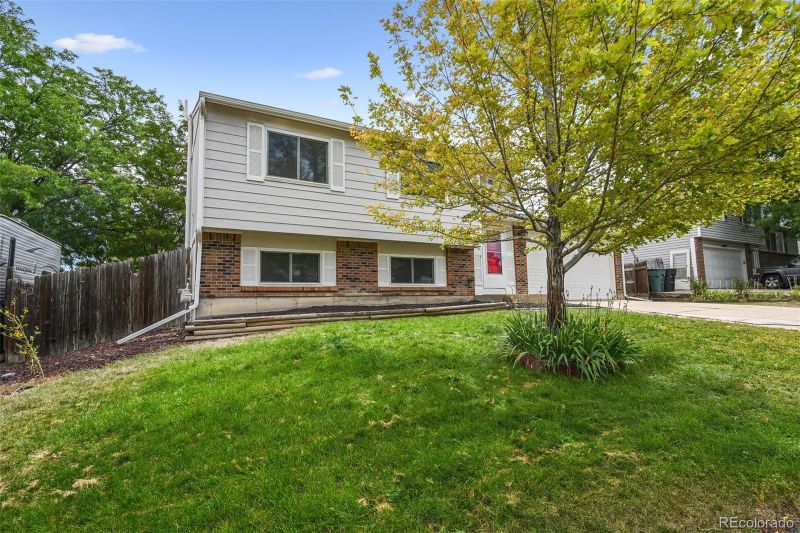 12260 Bellaire St, Thornton, CO 80241
