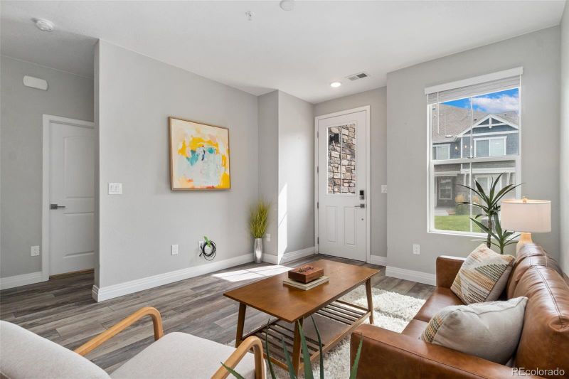 5760 S Algonquian Way #C, Aurora, CO 80016
