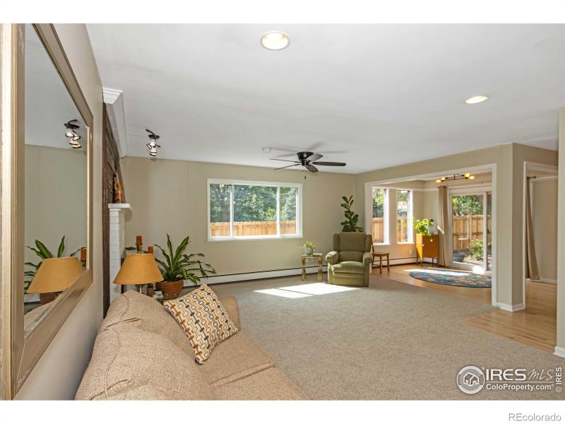 6591 Saulsbury Ct, Arvada, CO 80003