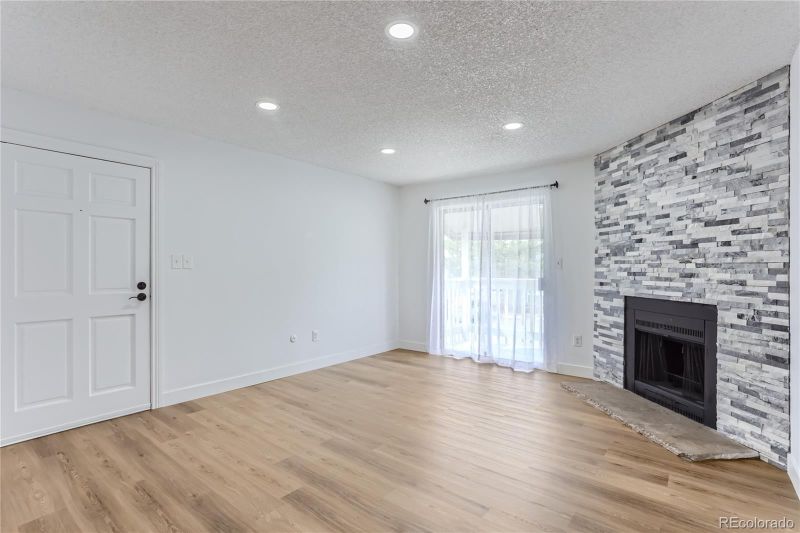 4400 S Quebec St #207, Denver, CO 80237