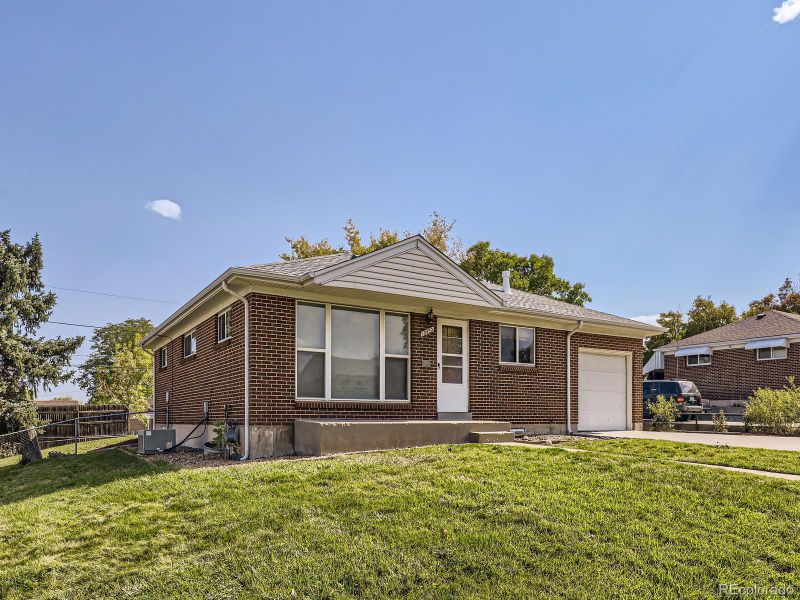 10450 Marion St, Northglenn, CO 80233