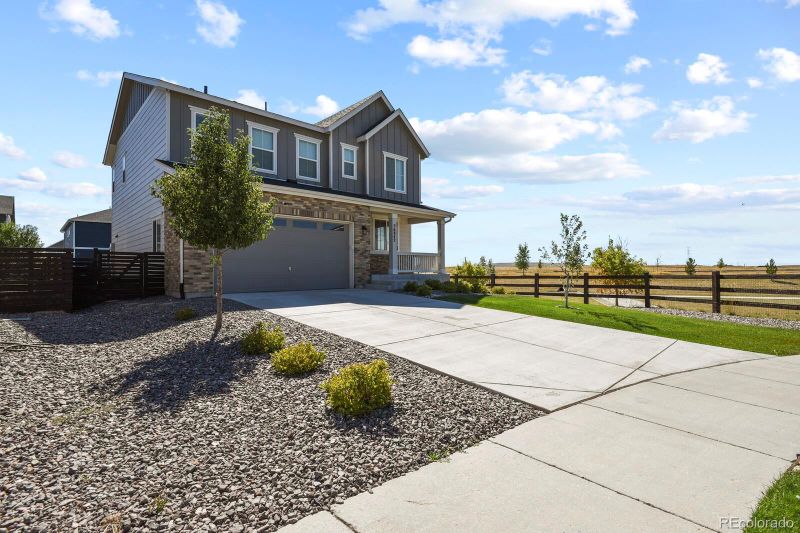 26842 E Byers Ave, Aurora, CO 80018