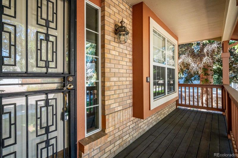 6838 W Elmhurst Ave, Littleton, CO 80128
