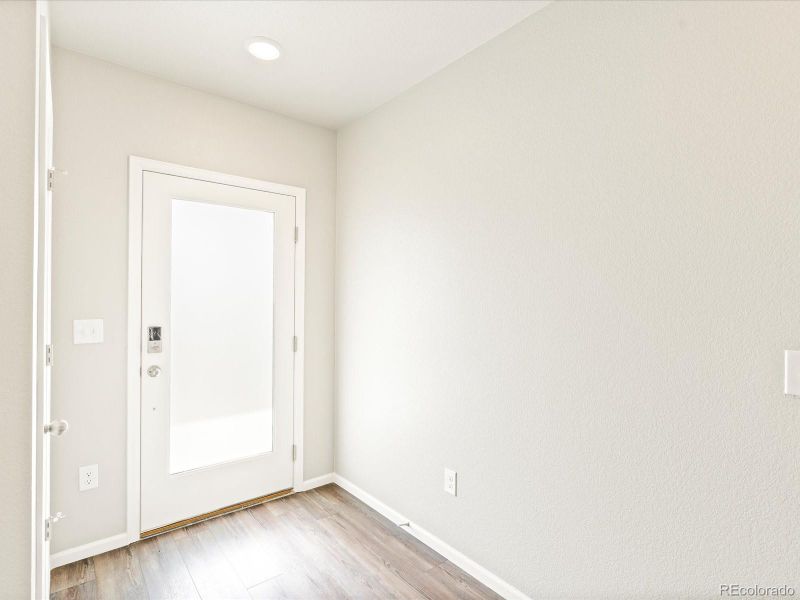 16736 Shoshone Pl, Broomfield, CO 80023