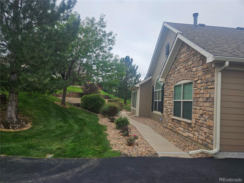 19332 E Asbury Dr #B, Aurora, CO 80013