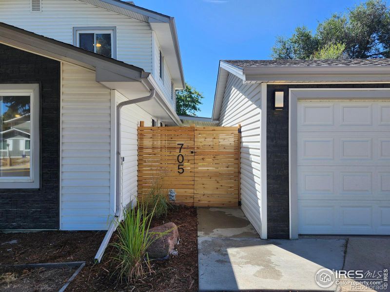 705 Independence Dr, Longmont, CO 80504