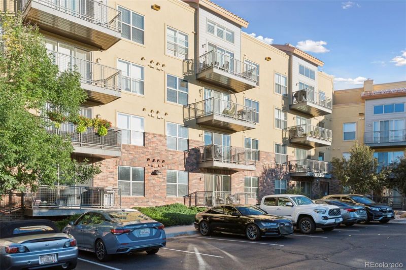9019 E Panorama Cir #D307, Englewood, CO 80112