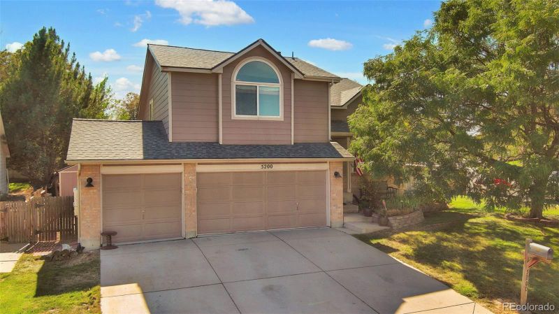 5200 E 117th Ave, Thornton, CO 80233
