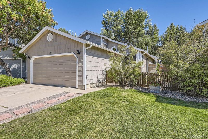 591 James St, Highlands Ranch, CO 80126