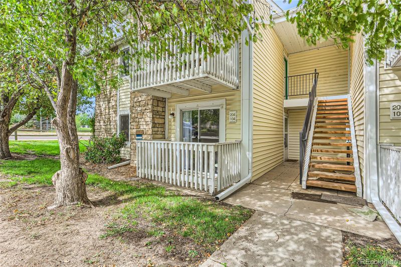 8555 Fairmount Dr #H104, Denver, CO 80247