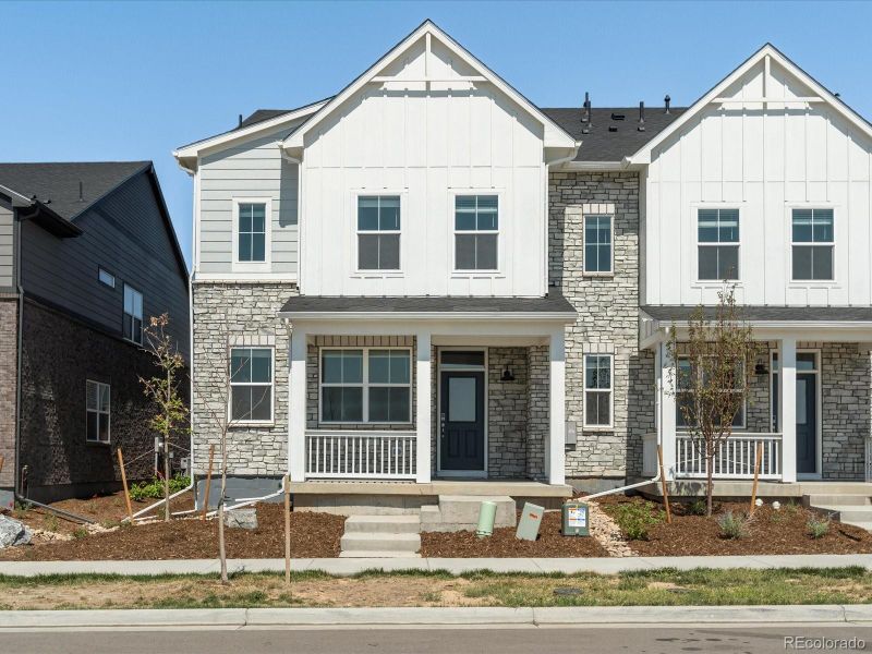 22341 E 7th Pl, Aurora, CO 80018