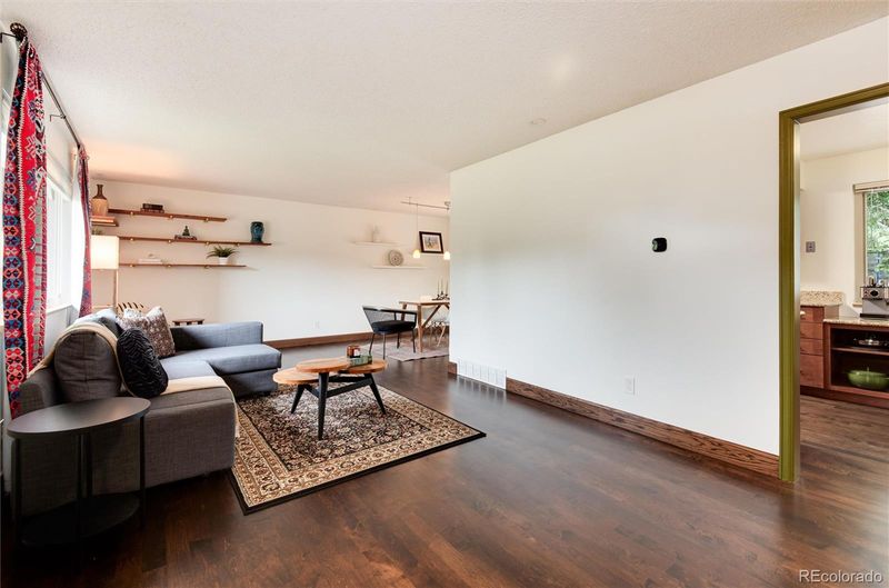 6294 S Cedar St, Littleton, CO 80120