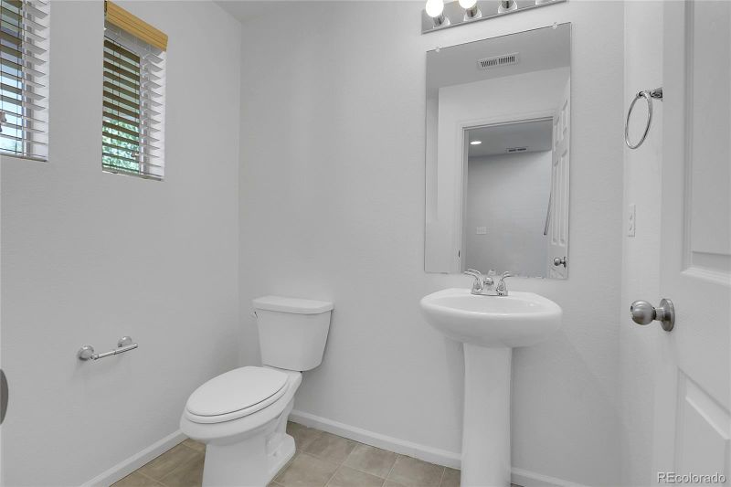 4928 S Addison Way, Aurora, CO 80016