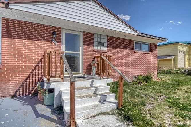 610 W 7th St, Leadville, CO 80461