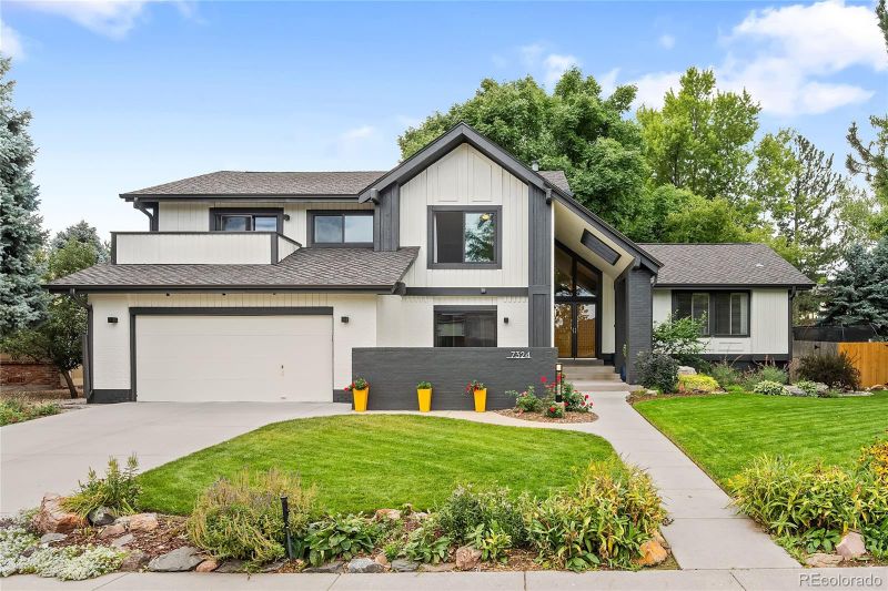 7324 S Fillmore Cir, Centennial, CO 80122