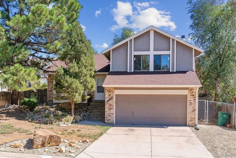 18985 E Kent Cir, Aurora, CO 80013