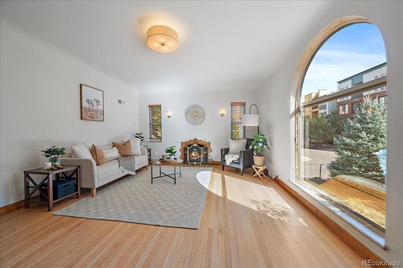 3701 S Lincoln St, Englewood, CO 80113