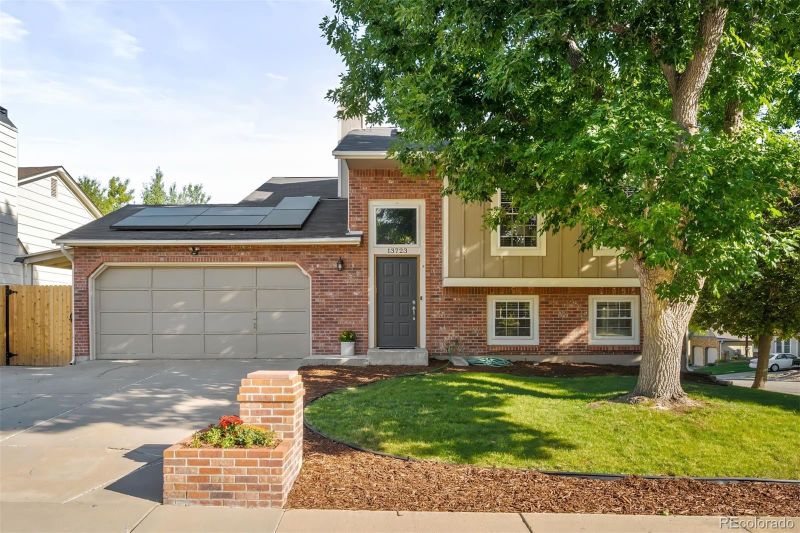 13723 W 64th Dr, Arvada, CO 80004