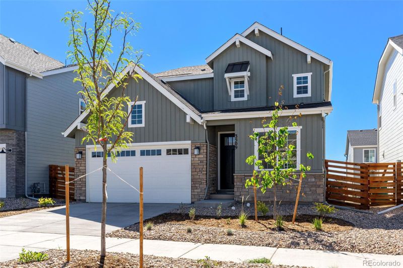 3509 N Duquesne Ct, Aurora, CO 80019