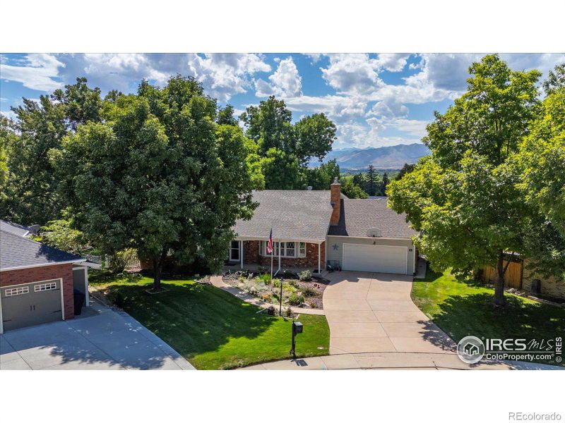 35 Princeton Cir, Longmont, CO 80503