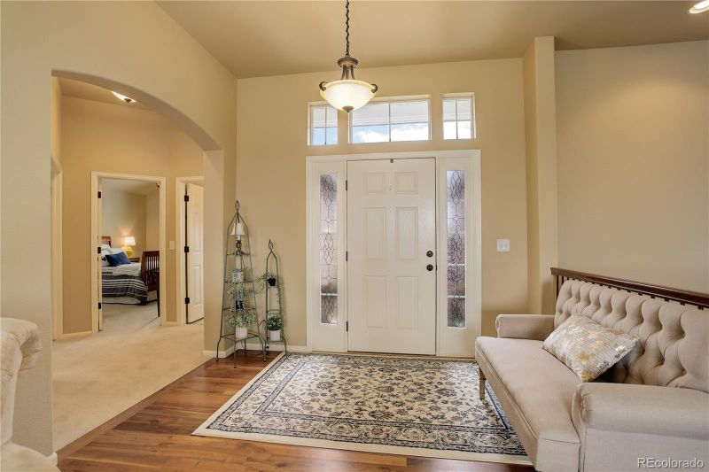 333 N De Gaulle Ct, Aurora, CO 80018