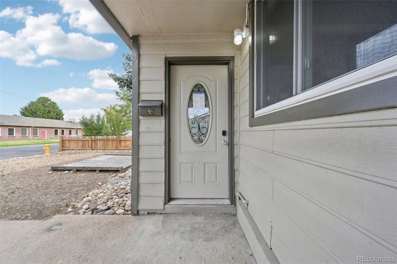 7140 Niagara St, Commerce City, CO 80022