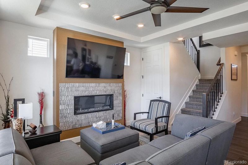 4105 N Picadilly Ct, Aurora, CO 80019
