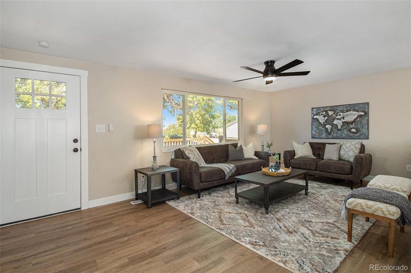 200 Dahlia St, Bennett, CO 80102