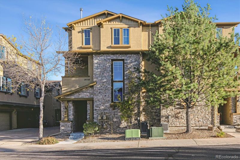 10548 Graymont Ln #D, Highlands Ranch, CO 80126