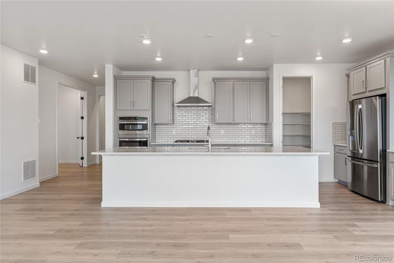 9314 Quartz St, Arvada, CO 80007